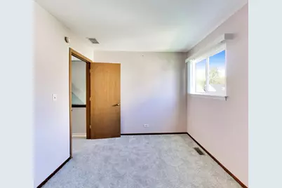 1843 Whitney Drive, Hanover Park, IL 60133 - Photo 15