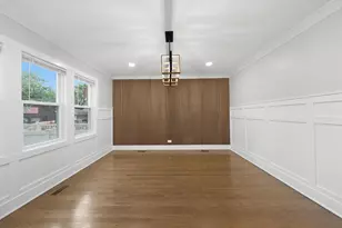 2529 W 110th Pl, Chicago, IL 60655 - Photo 13