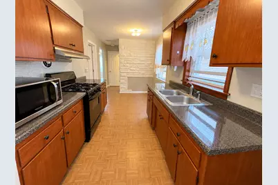 6812 W Higgins Avenue, Chicago, IL 60656 - Photo 5