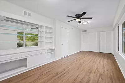 509 N California Avenue, Mundelein, IL 60060 - Photo 13