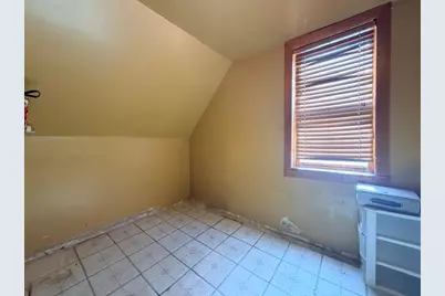 2822 W Melrose Street, Chicago, IL 60618 - Photo 11