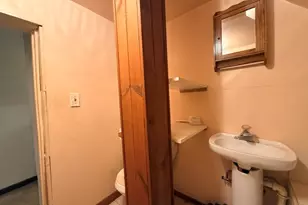 2822 W Melrose St, Chicago, IL 60618 - Photo 13