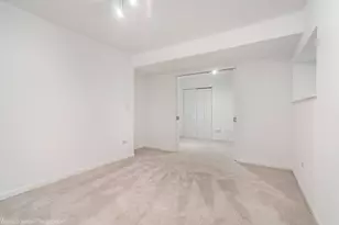 1155 E 61st St, Chicago, IL 60637 - Photo 17