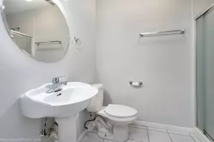1155 E 61st St, Chicago, IL 60637 - Photo 19
