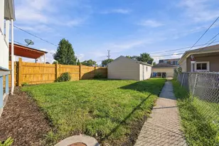 6351 S Kilbourn Ave, Chicago, IL 60629 - Photo 23