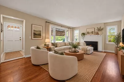 101 S Union Street, Elgin, IL 60123 - Photo 3