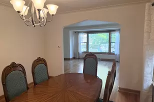 5550 S Karlov Ave, Chicago, IL 60629 - Photo 9