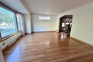 5550 S Karlov Ave, Chicago, IL 60629 - Photo 3