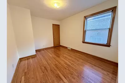 5550 S Karlov Avenue, Chicago, IL 60629 - Photo 17