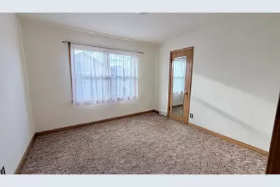 5550 S Karlov Avenue, Chicago, IL 60629 - Photo 19
