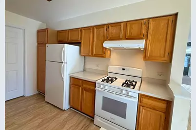 949 Charlela Lane #949, Elk Grove Village, IL 60007 - Photo 7