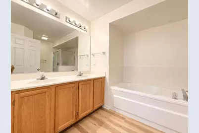 949 Charlela Lane #949, Elk Grove Village, IL 60007 - Photo 13