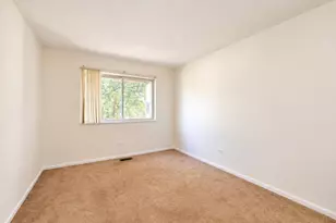 949 Charlela Ln, Elk Grove Village, IL 60007 - Photo 15