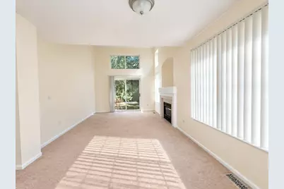 949 Charlela Lane #949, Elk Grove Village, IL 60007 - Photo 3