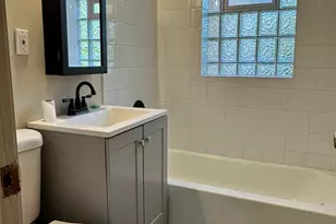 10816 S Central Park Ave, Chicago, IL 60655 - Photo 3
