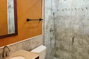 1475 Rebecca Dr, Hoffman Estates, IL 60169 - Photo 7
