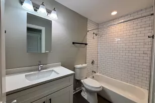 800 Graceland Ave, Des Plaines, IL 60016 - Photo 9
