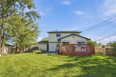 1738 Newport Street, Glendale Heights, IL 60139 - Photo 23