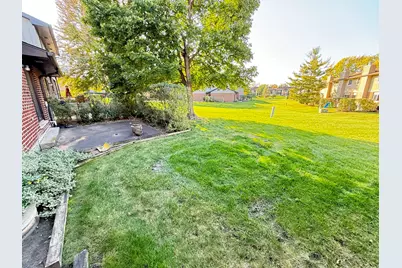 1502 Blackburn Street, Wheaton, IL 60189 - Photo 21