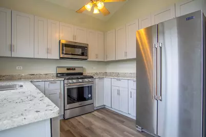 454 Canterbury Drive #11B-2, Carol Stream, IL 60188 - Photo 9