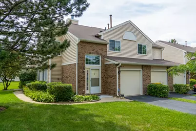 454 Canterbury Drive #11B-2, Carol Stream, IL 60188 - Photo 1