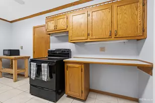 2315 W 108th Pl, Chicago, IL 60643 - Photo 9