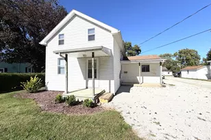 506 W Lincoln Ave, Onarga, IL 60955 - Photo 1