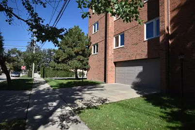 6550 W Gunnison Street #305, Harwood Heights, IL 60706 - Photo 5