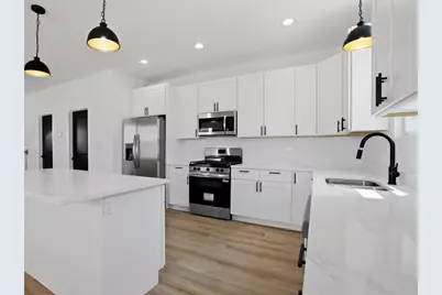 816 N Leamington Avenue, Chicago, IL 60651 - Photo 5