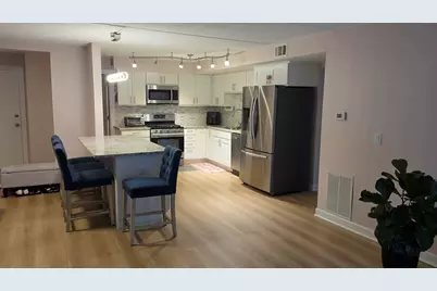 6300 W Montrose Avenue #205, Chicago, IL 60634 - Photo 7