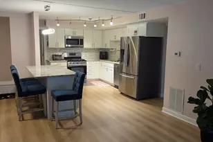 6300 W Montrose Ave, Chicago, IL 60634 - Photo 7