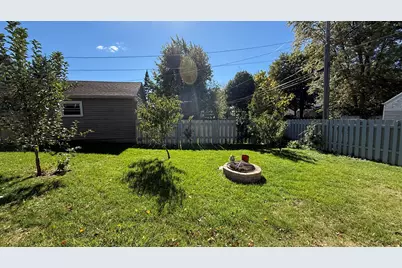 524 Lavoie Avenue, Elgin, IL 60120 - Photo 29