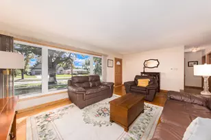 502 W Lonnquist Blvd, Mount Prospect, IL 60056 - Photo 5