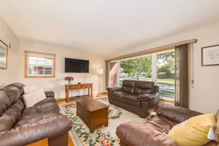502 W Lonnquist Blvd, Mount Prospect, IL 60056 - Photo 3