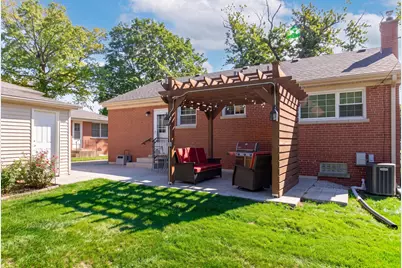 502 W Lonnquist Boulevard, Mount Prospect, IL 60056 - Photo 19