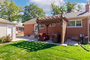 502 W Lonnquist Blvd, Mount Prospect, IL 60056 - Photo 19