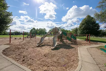 502 W Lonnquist Boulevard, Mount Prospect, IL 60056 - Photo 27