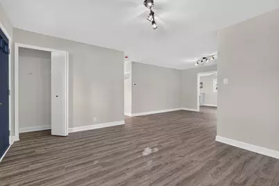 527 Fairlane Avenue, Dekalb, IL 60115 - Photo 21