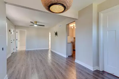 3813 Eastway Drive, Island Lake, IL 60042 - Photo 17