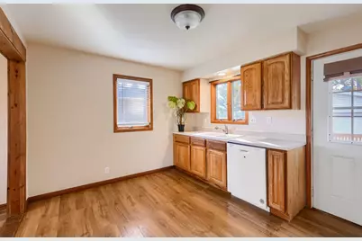 17843 W Big Oaks Road, Grayslake, IL 60030 - Photo 13