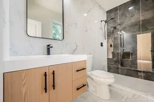 2917 W Arthington St, Chicago, IL 60623 - Photo 17