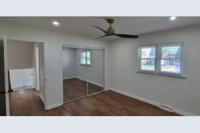 1586 Marshall Drive, Des Plaines, IL 60018 - Photo 13