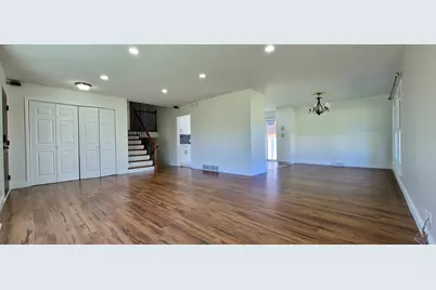 1586 Marshall Drive, Des Plaines, IL 60018 - Photo 3