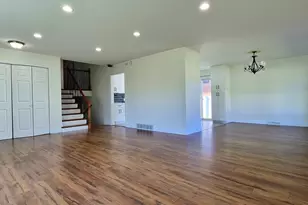 1586 Marshall Dr, Des Plaines, IL 60018 - Photo 3