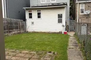3719 W Wabansia Ave, Chicago, IL 60647 - Photo 23