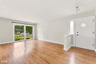 851 Long Rd, Glenview, IL 60025 - Photo 11
