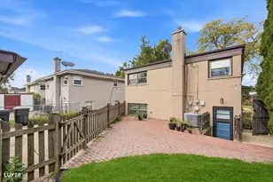 851 Long Rd, Glenview, IL 60025 - Photo 33