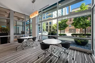 110 W Superior St, Chicago, IL 60654 - Photo 39