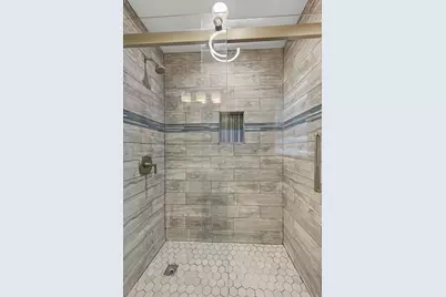 10712 S Avenue B, Chicago, IL 60617 - Photo 17
