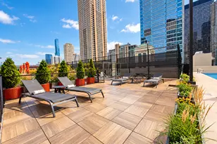 345 N LaSalle St, Chicago, IL 60654 - Photo 17